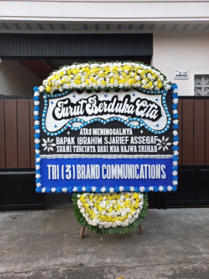 Papan Bunga Duka di Wek Vi